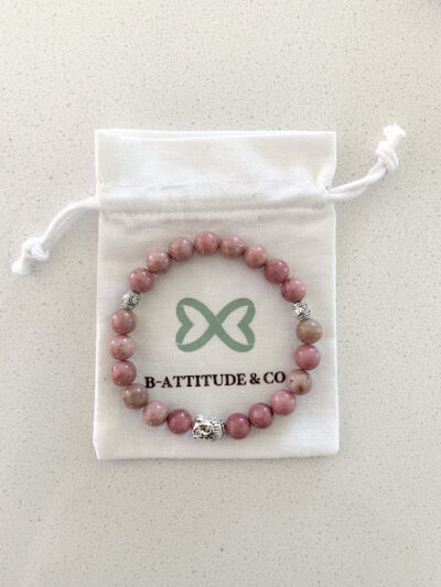 Bracelet de rhodonite – tête de bouddha